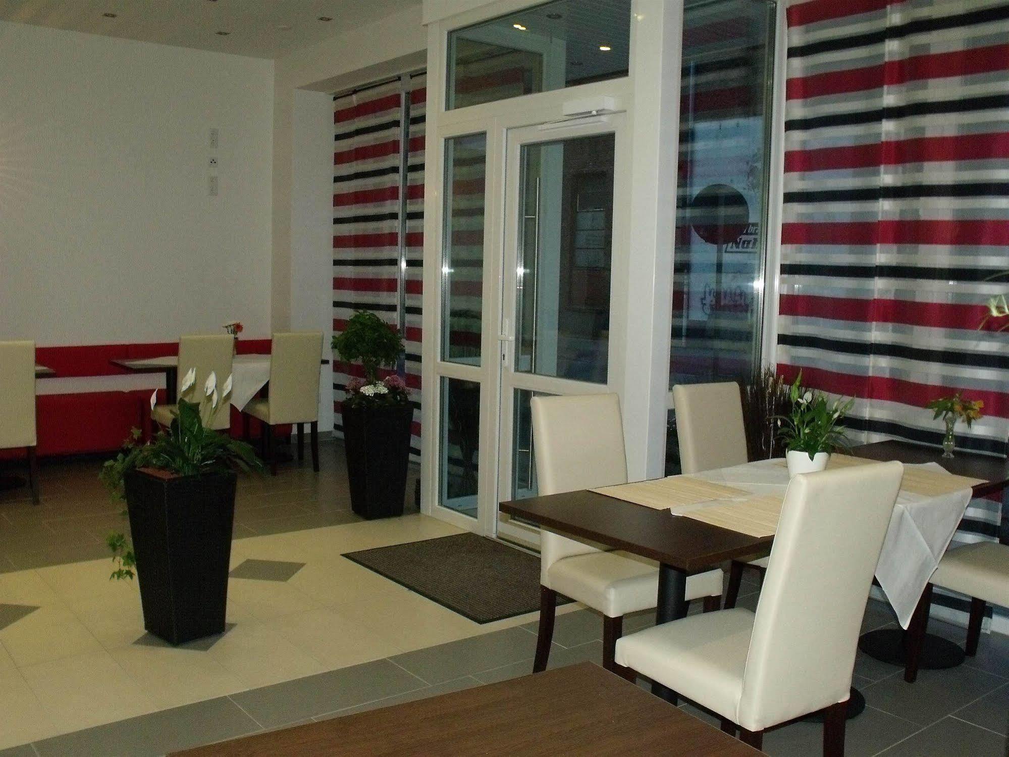 Cityhotel Ahlen Garni Exterior foto