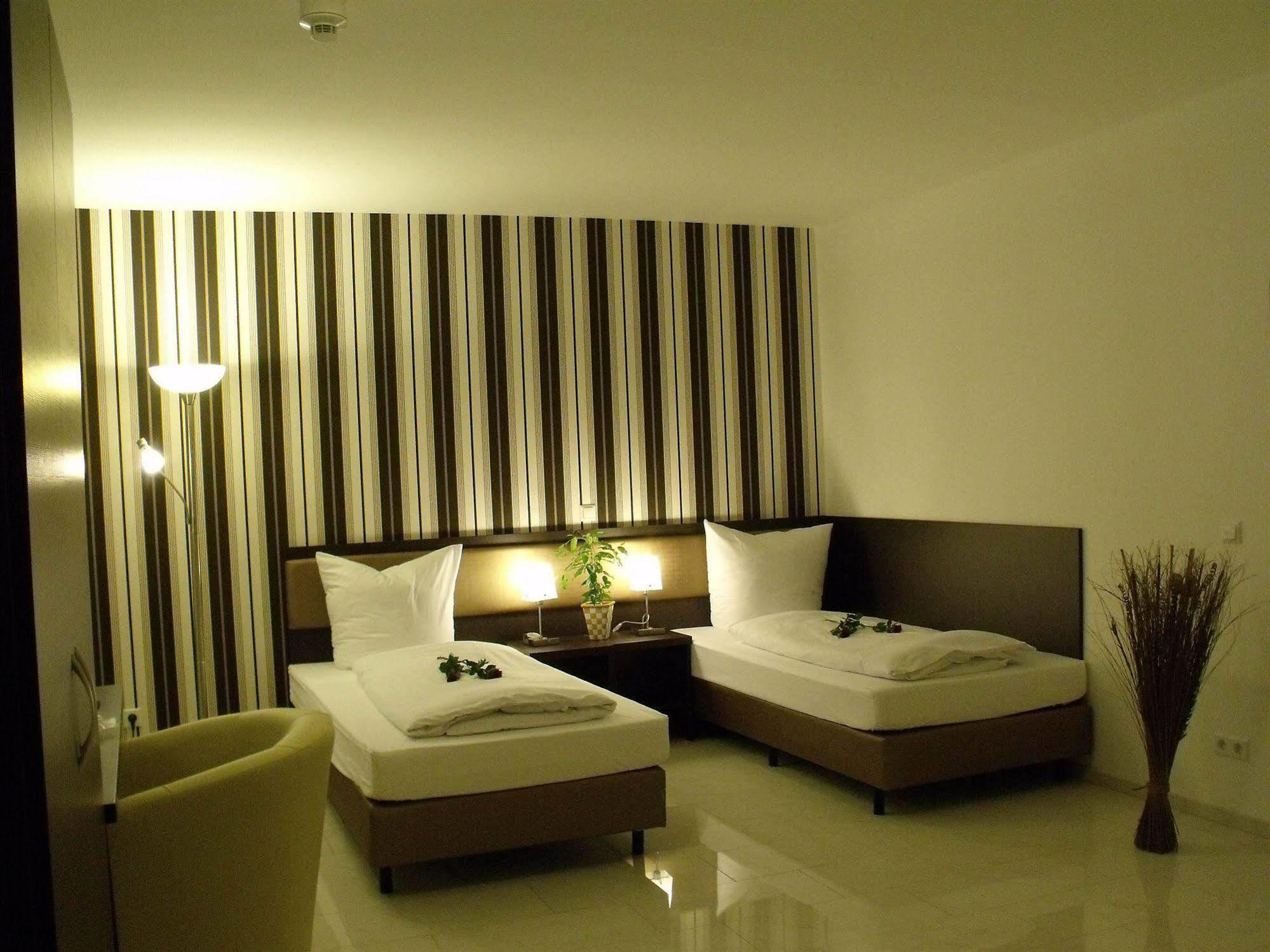 Cityhotel Ahlen Garni Exterior foto