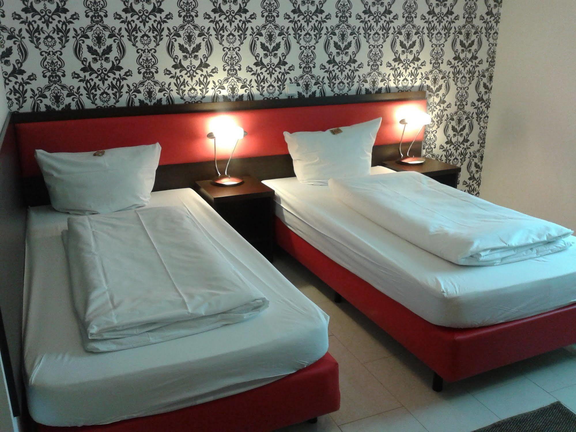 Cityhotel Ahlen Garni Exterior foto